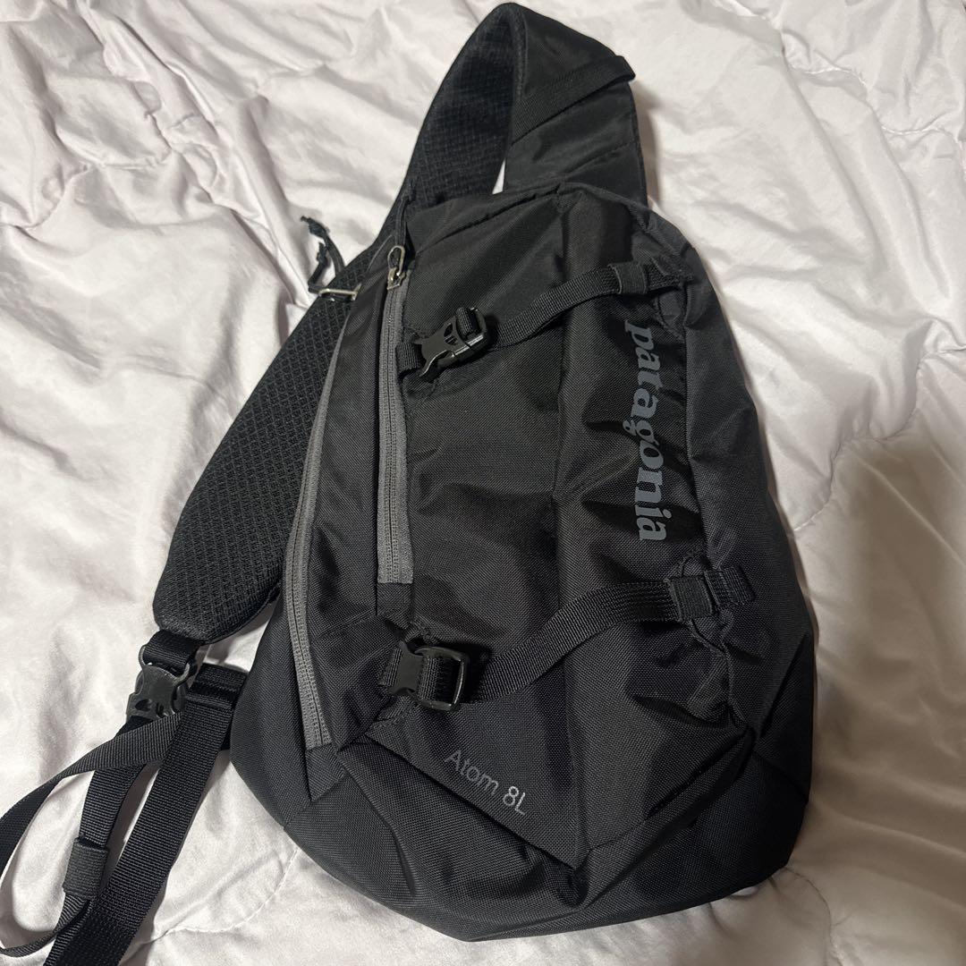 Patagonia Atom 8L ワンショルダーボディバッグ ブラック Amazon.co.jp: [パタゴニア]ボディバッグ DAYPACKS ブラック