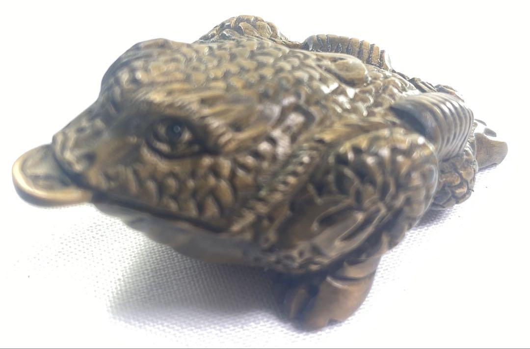 【ふな】2個セット　根付 柘植　貝に蛙 黄楊 繊細彫刻 木製 蝙蝠 ふな様専用】2個セット 根付 柘植 貝に蛙 黄楊 繊細彫刻 木製