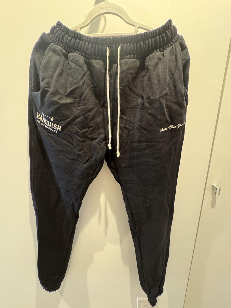 vanquish fitness セットアップ　ブラック