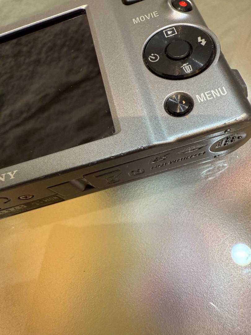 SONY Cyber-shot ソニーサイバーショット DSC-W810 中古品
