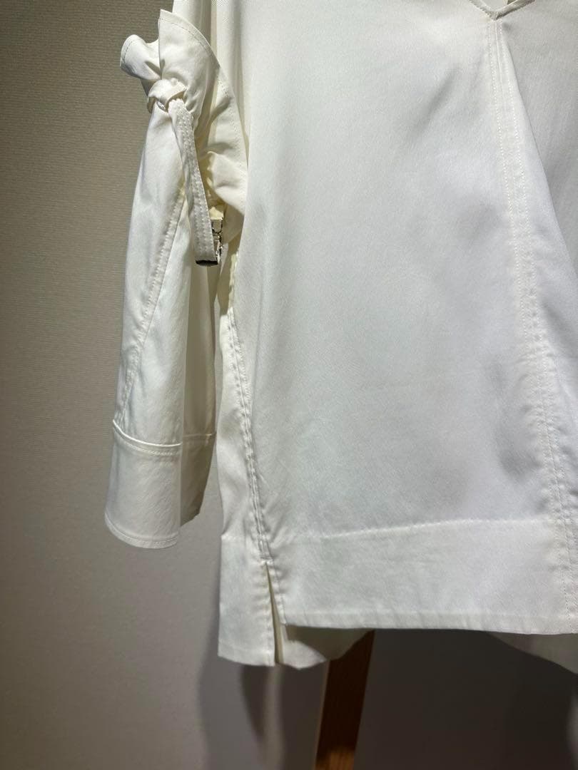 ELENDEEK エレンディーク トップスフレア ベルスリーブ