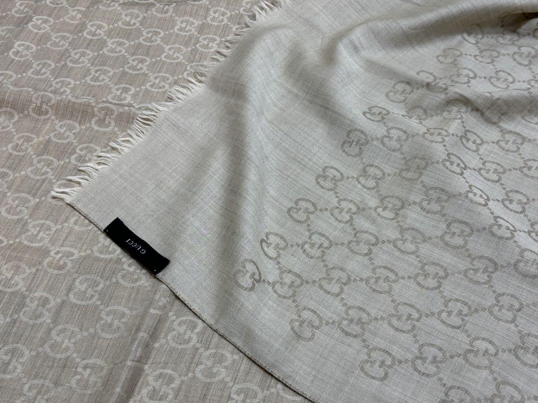 GUCCI ストール　ベージュ