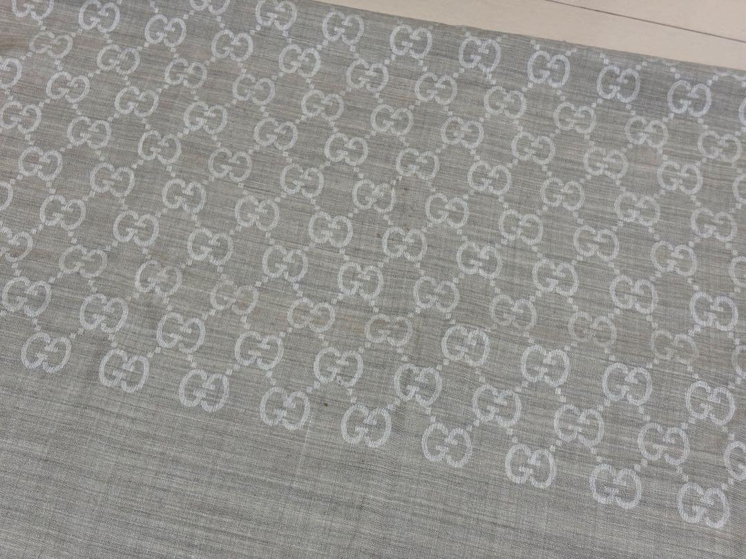 GUCCI ストール　ベージュ