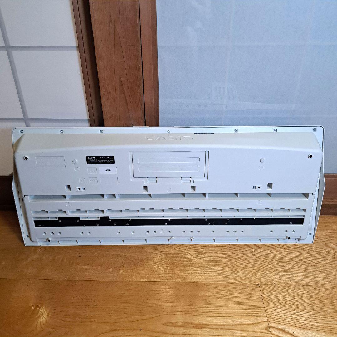 美品　CASIO 光ナビゲーションキーボード LK-207