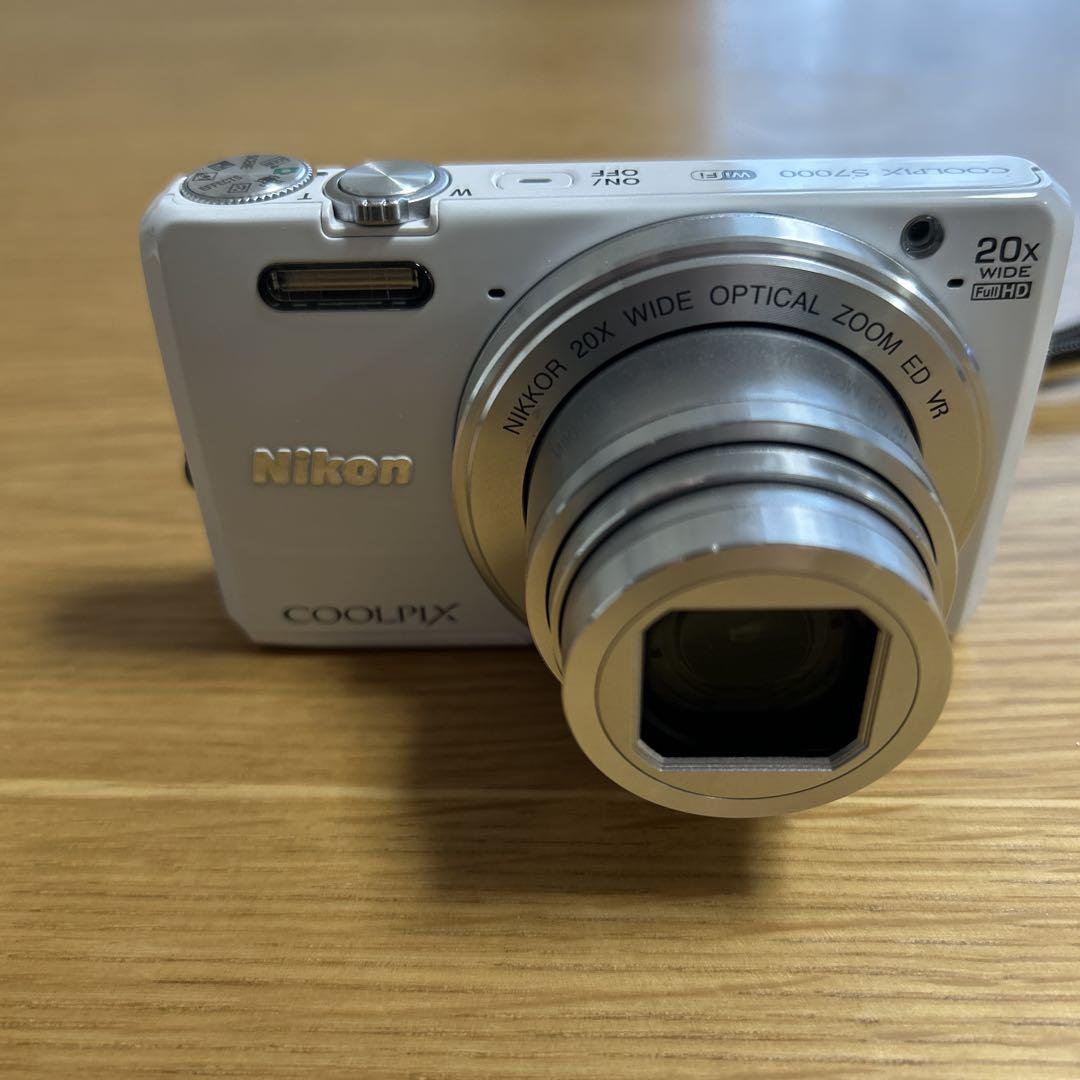 Nikon COOLPIX デジカメ S7000 ホワイト 動作確認済み Nikon COOLPIX ホワイト S7000