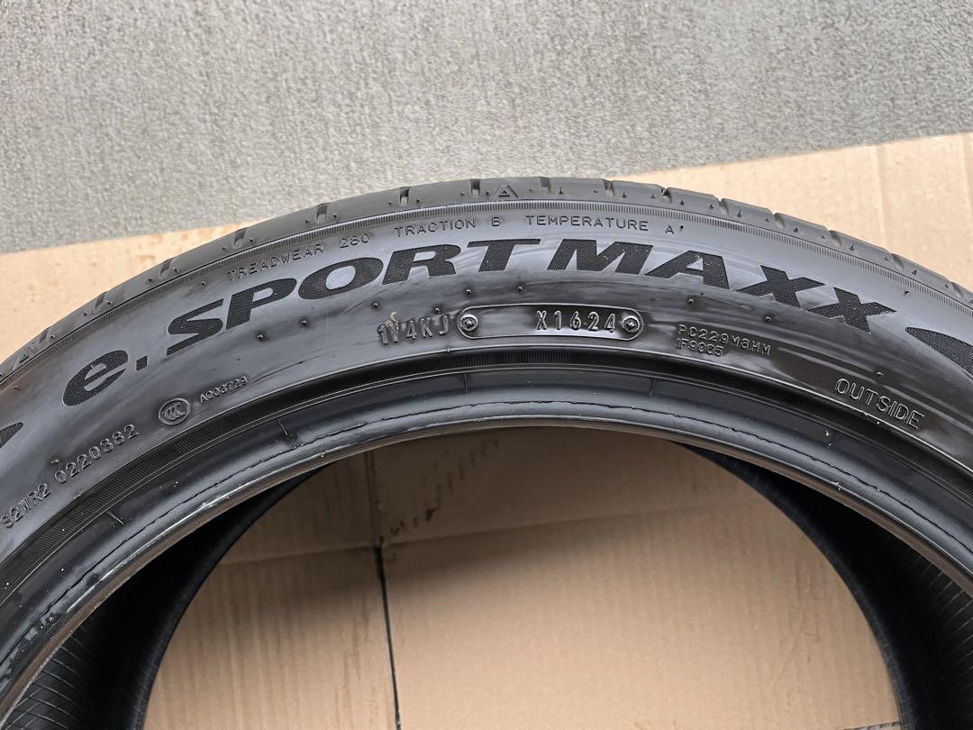 ダンロップ　e SPORT MAXX 245/45R20