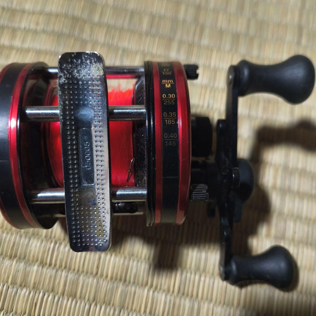 Abu Garcia 赤 ベイトリール Abu Garcia 赤 ベイトリール