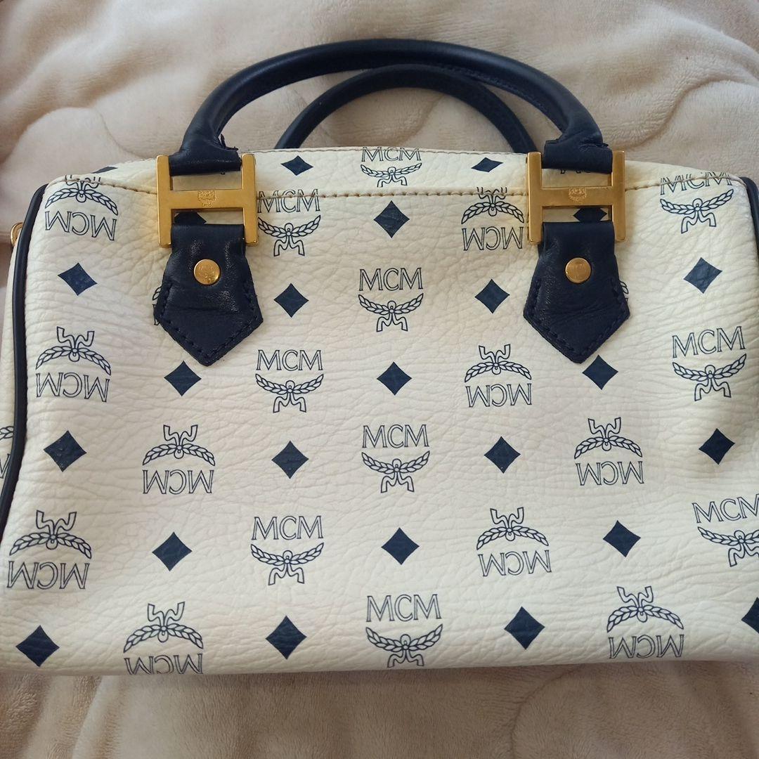 鑑定済み 難あり MCM レア色 ホワイトミニボストンバック