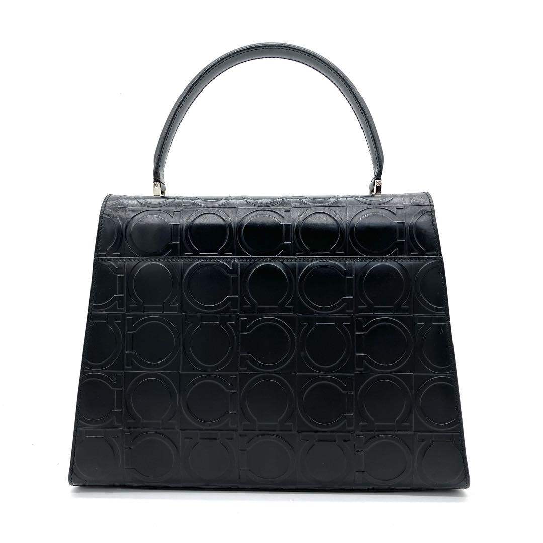 【Salvatore Ferragamo】ハンドバッグ　ガンチーニ型押し　黒色