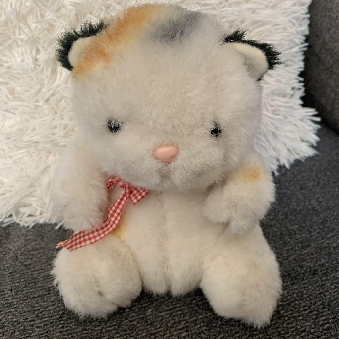 1984♡BANDAI♡にゃんにゃんハウス　ねこぬいぐるみ　音なります♡希少 にゃんにゃんハウス ネコ ぬいぐるみ バンダイ レトロ 当時