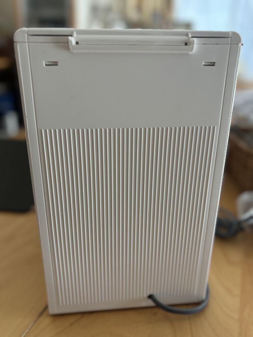 デロンギ エスプレッソ・カプチーノメーカー [ECP3220J-W]