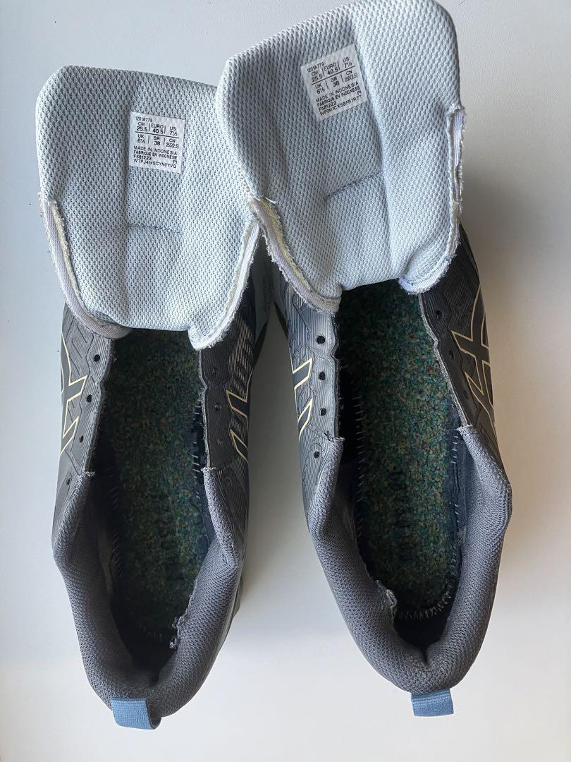 【中古】ASICS GEL-QUANTUM 360 1201A779 255cm