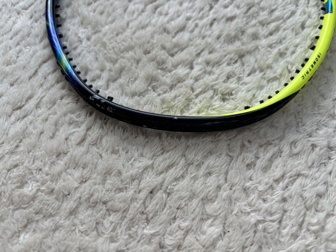 YONEX Astrox 77 3UG5 傷あり　ヒビ　折れはなし