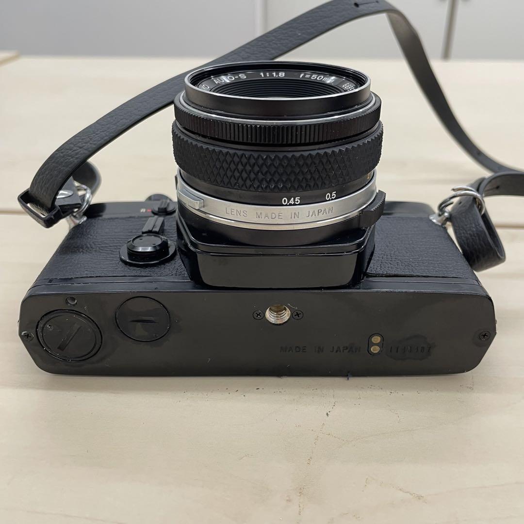 オリンパス　カメラ　OM-1