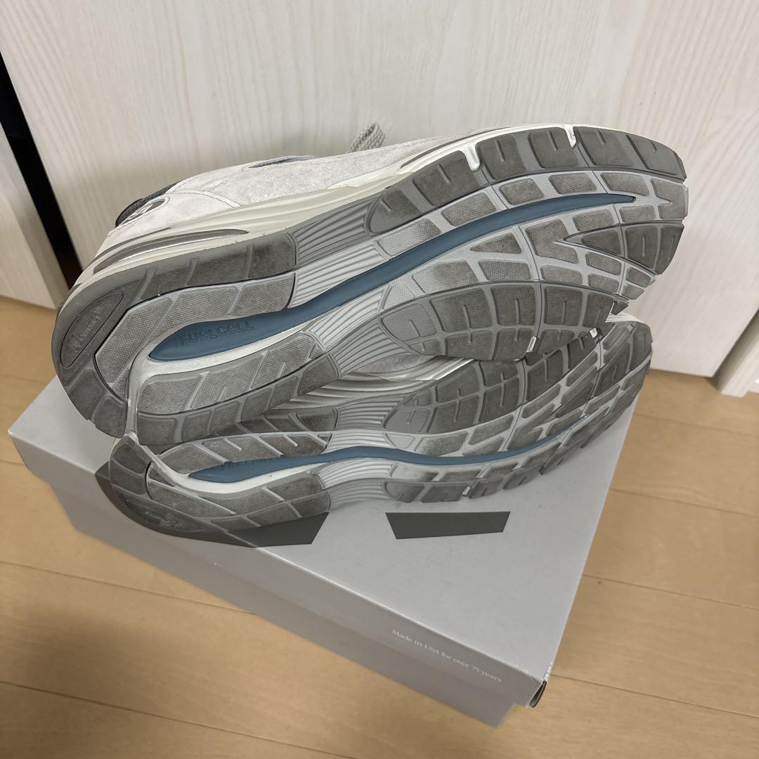 ニューバランス 991V2