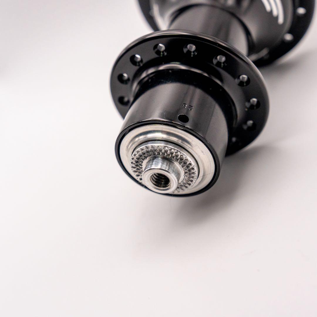 パーツ WHITE INDUSTRIES T11 SHIMANO 11speed 28H