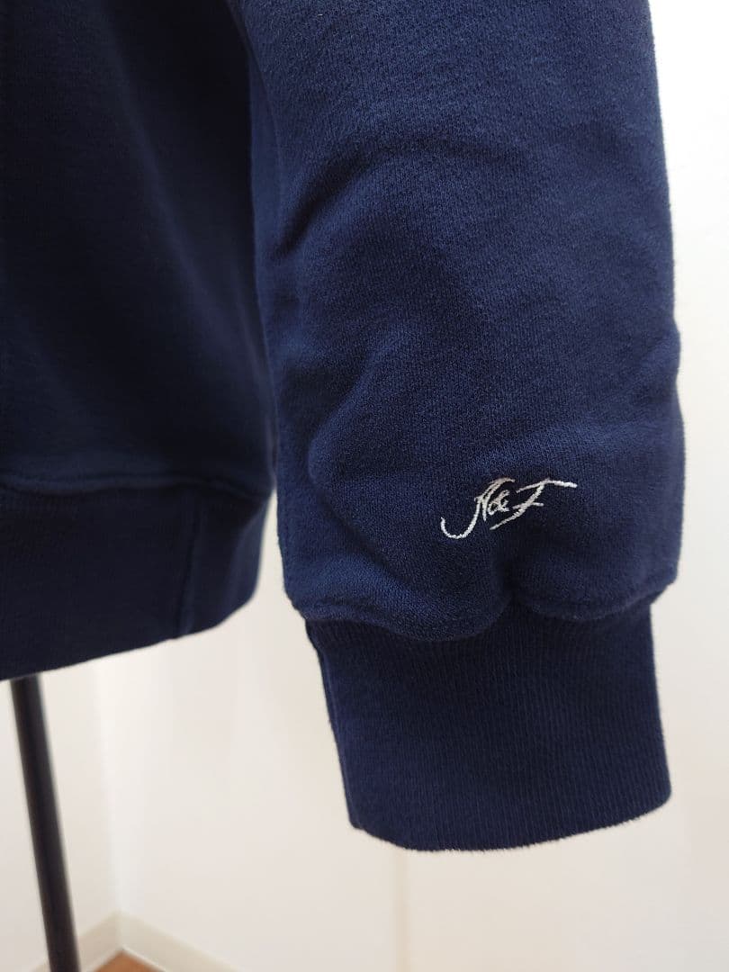 中古 アバクロ ネイビー パーカー Lサイズ 中古 アバクロ ネイビー パーカー Lサイズ