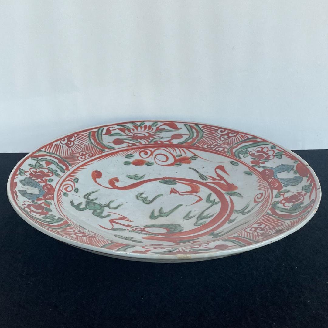 中国美術 呉須赤絵 草花双龍紋 大皿 φ39.5cm 明末清初(K-XA868) 中国美術 呉須赤絵 草花双龍紋 大皿 φ39.5cm 明末清初(K-