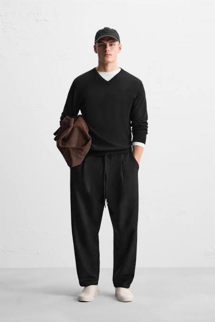 【新品ZARA】フェイクスエードプリーツパンツ　BLACK