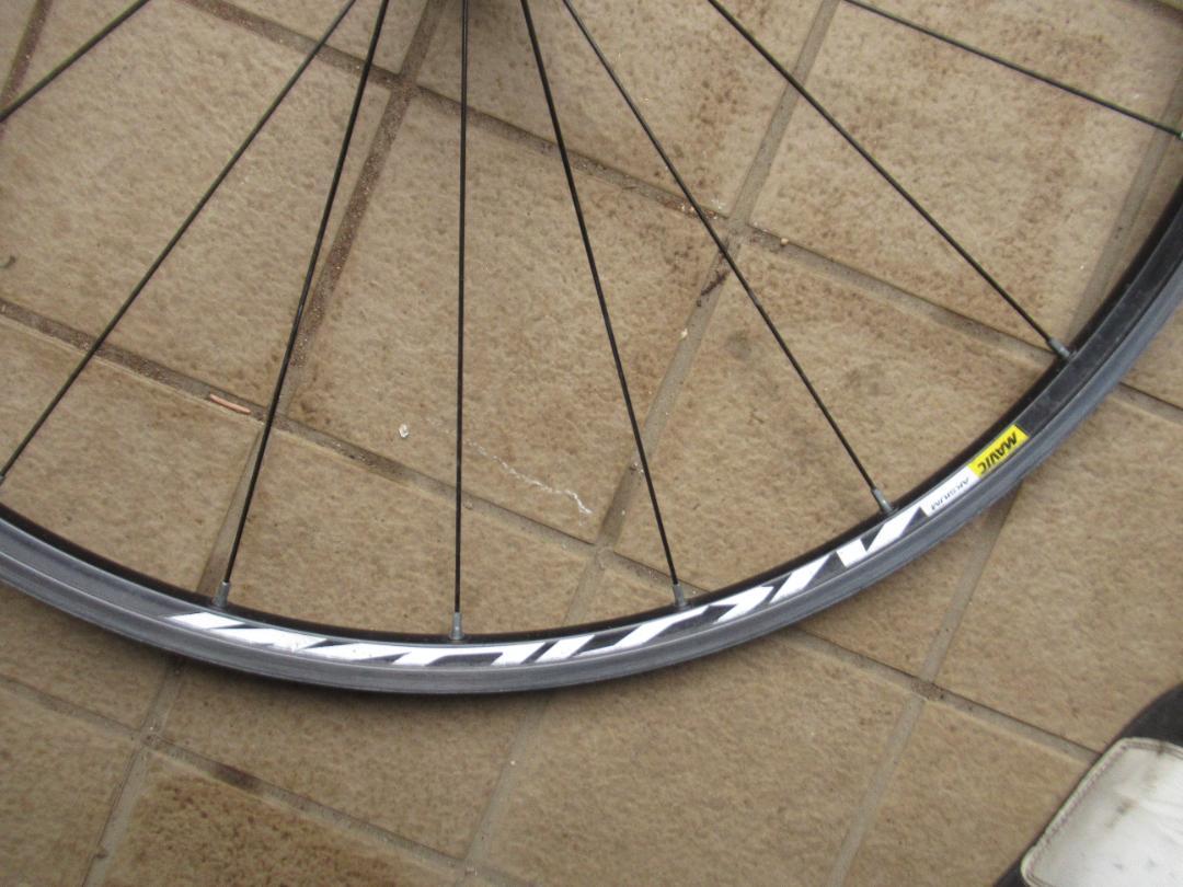 Mavic Aksium 700C 完組ホイール