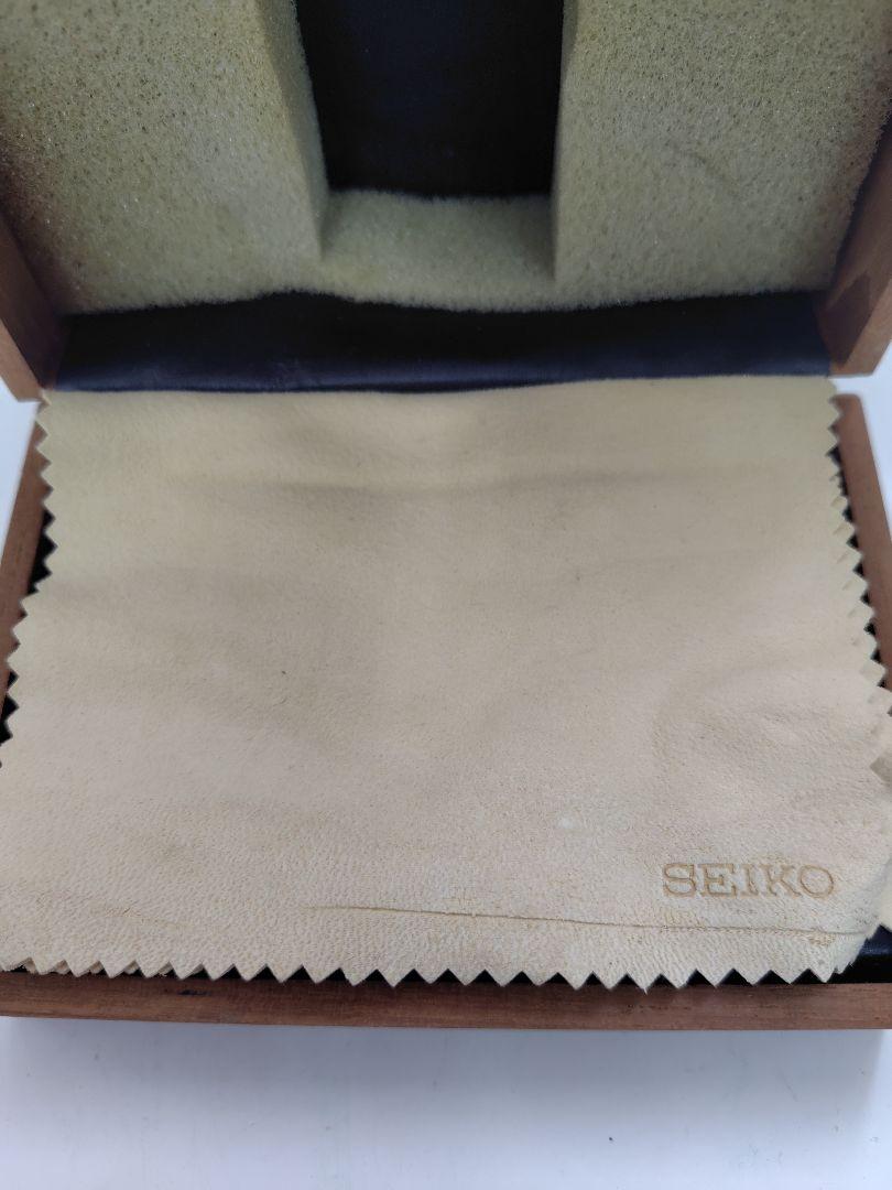 t*n様 SEIKO 木製時計ボックス ブラウン