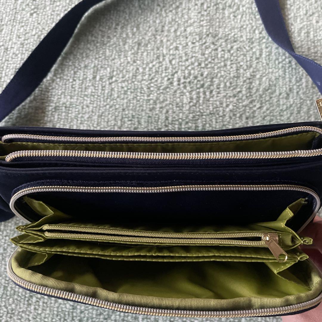 ネイビー キルティングショルダーバッグ