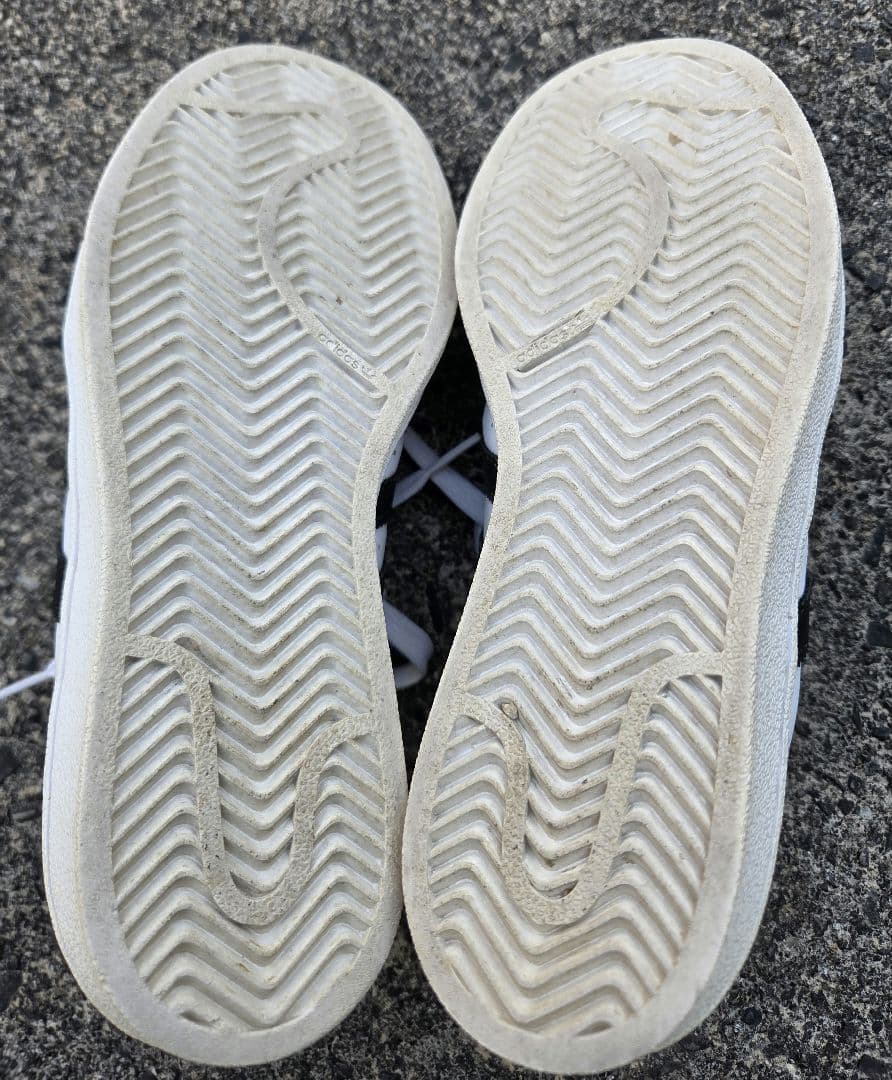 adidas スーパースター ホワイト/ブラック