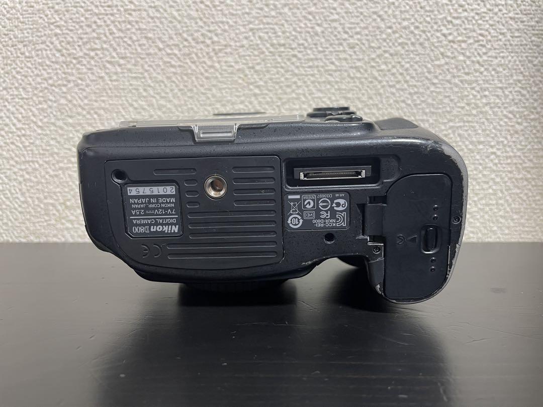 ピ*p様 Nikon D800 MB-D12付き 撮影可能ですが不具合あり