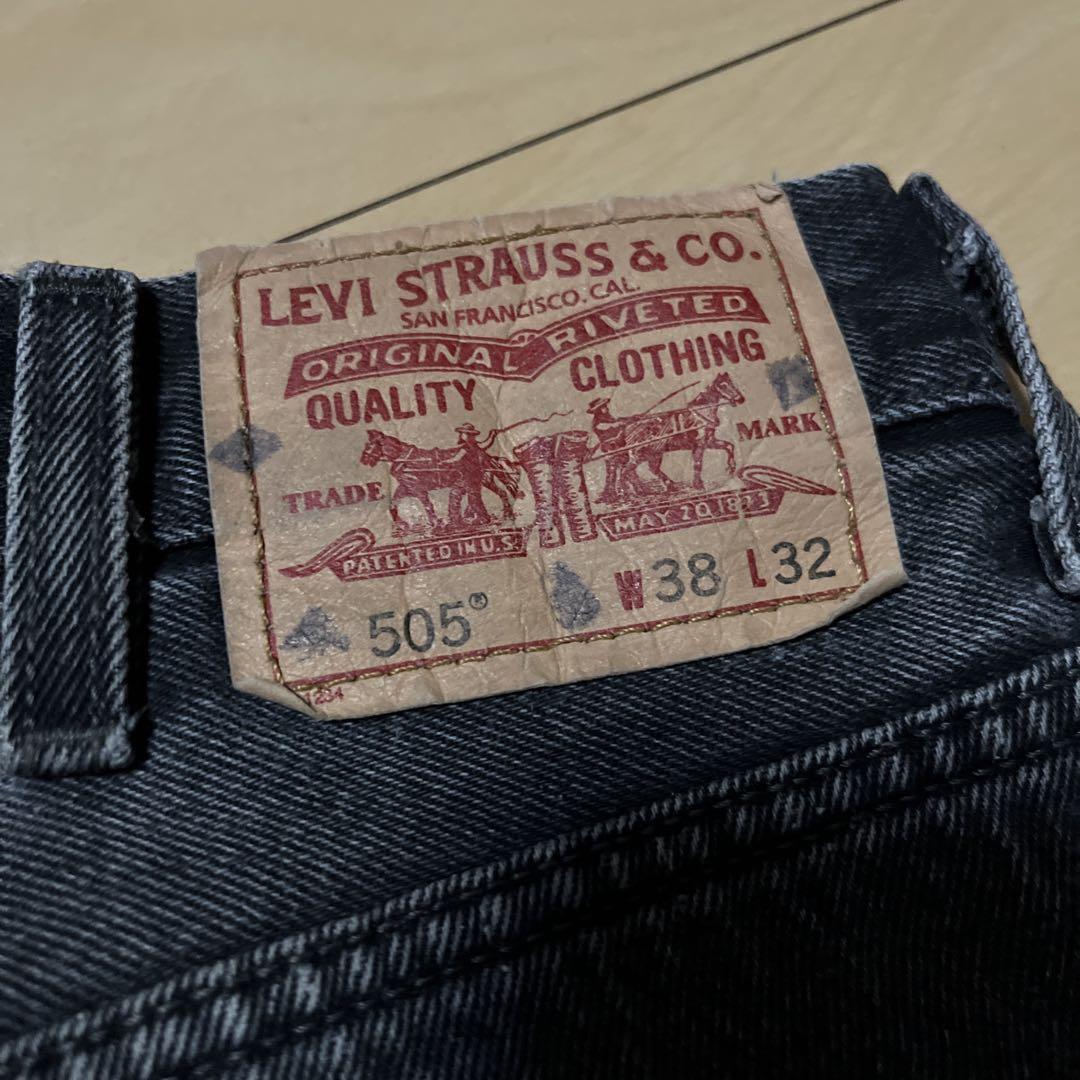 Levi‘s 505 先染めブラックデニム 38X32 極太 人気サイズ