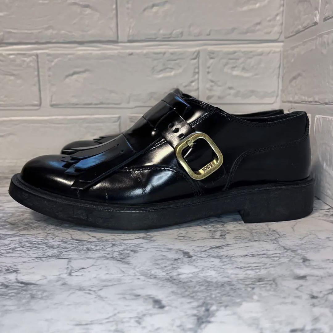TOD'S タッセルローファー