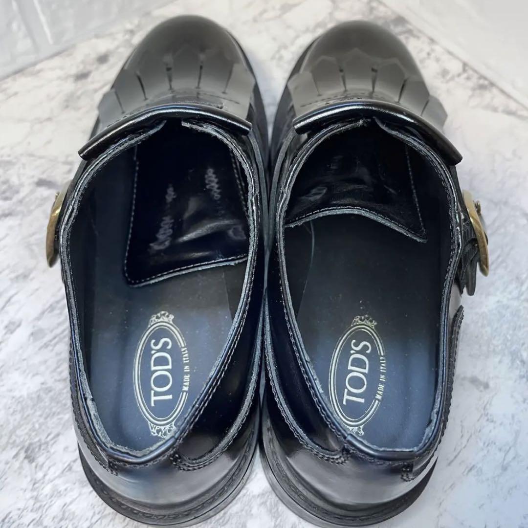 TOD'S タッセルローファー