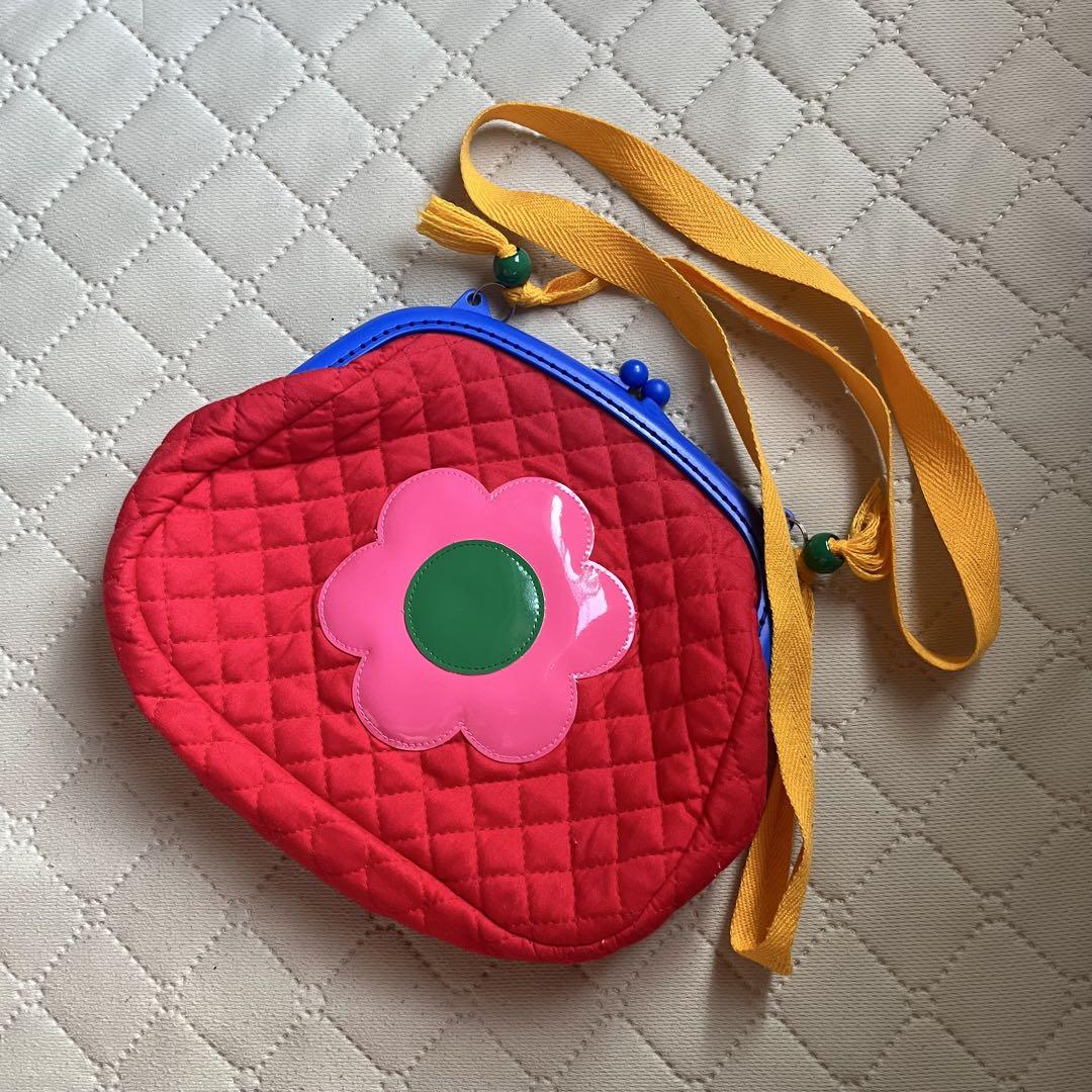 おやすみクラブ キルティングショルダーバッグ 花デザイン