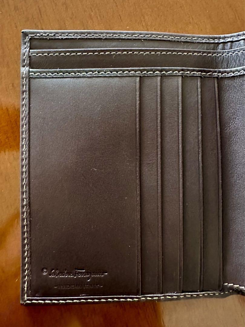 ☆希少☆ Salvatore Ferragamo ヒョウ柄 二つ折り財布 小物