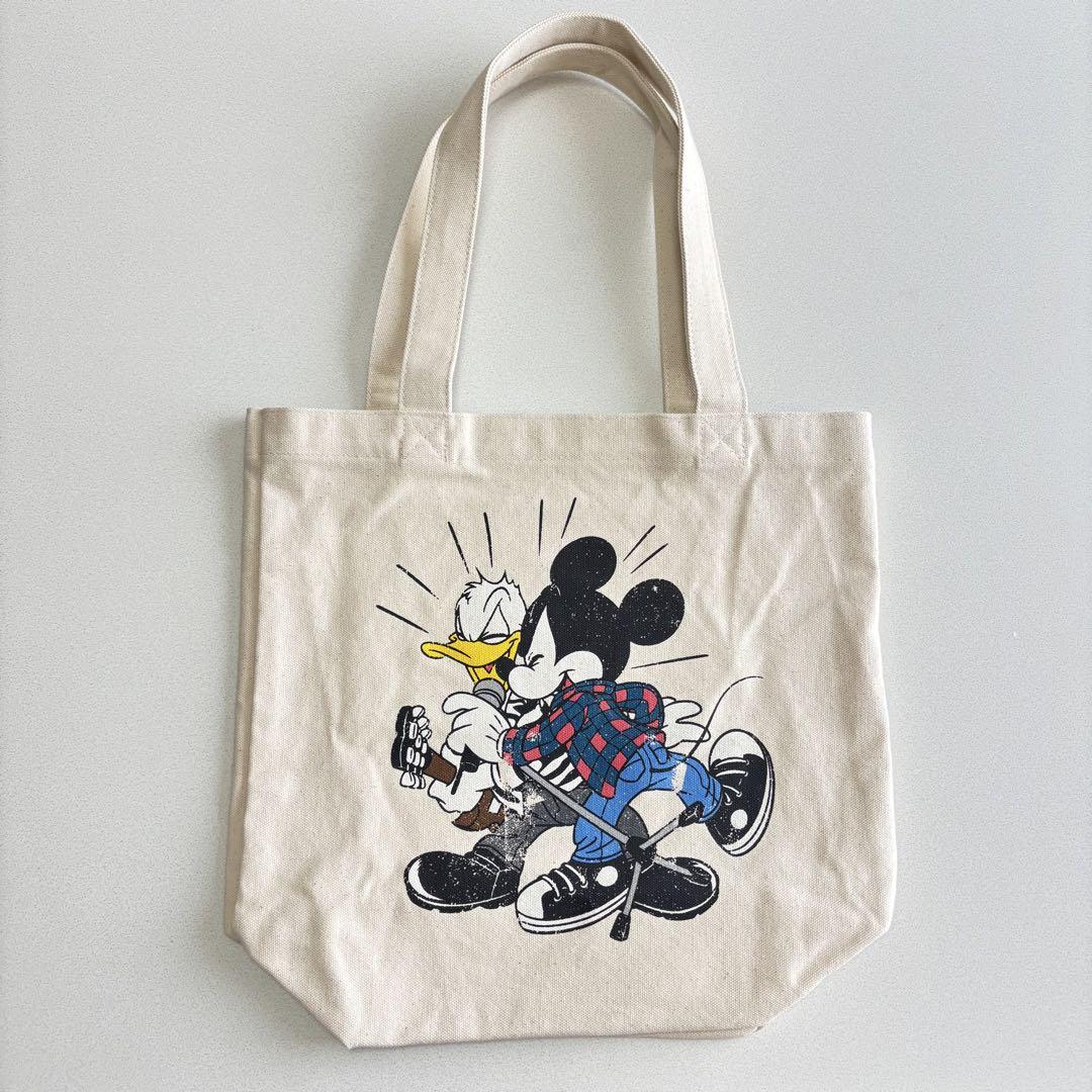 B'z Disney コラボ トートバッグ ＋ ポーチ 未使用 B'z Disney コラボ トートバッグ 最終価格 - メルカリ
