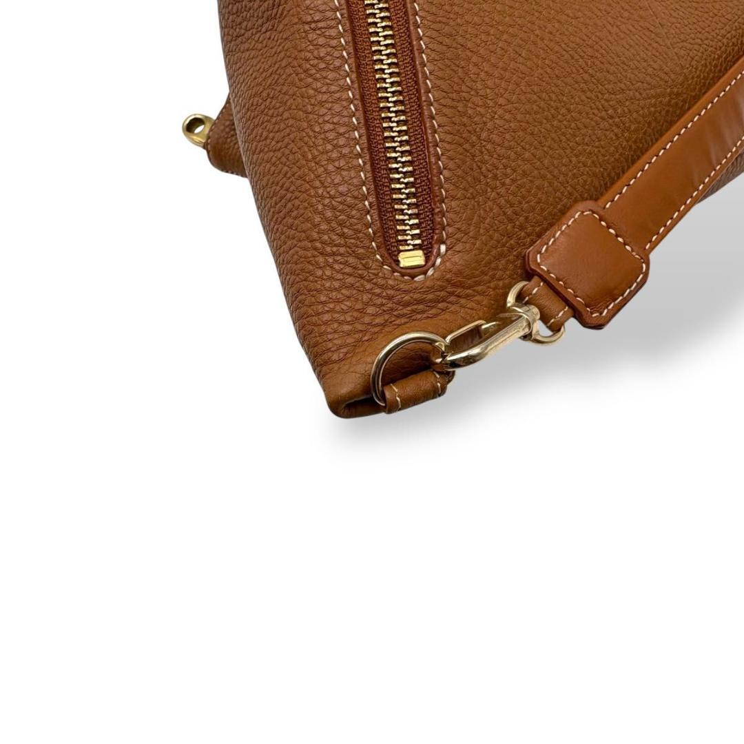 完売品　現行　イビサ　テトラ型ショルダーバッグ　シンボリコ　レザー　ブラウン