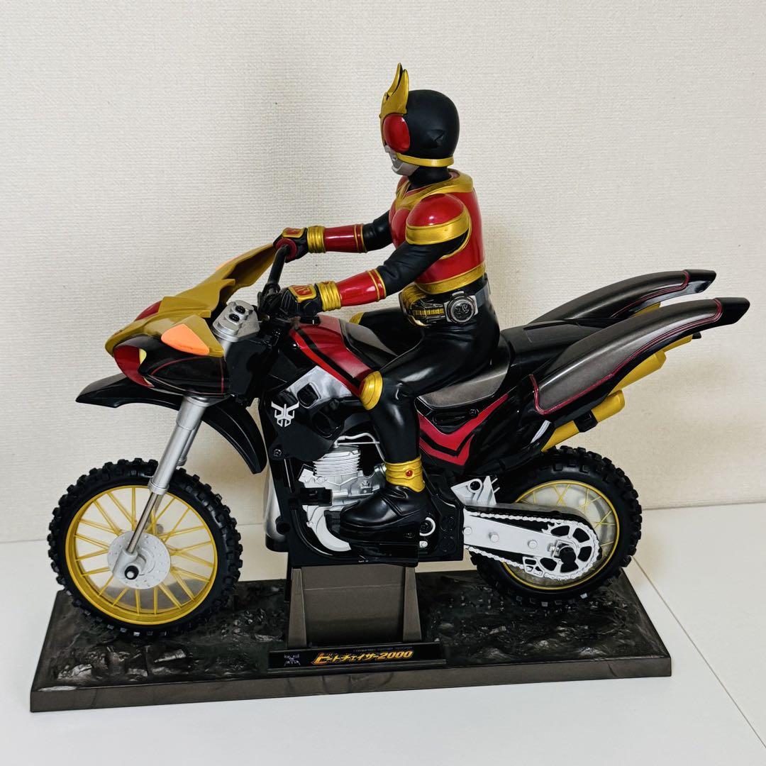 仮面ライダークウガ ビートチェイサー2000 フィギュア