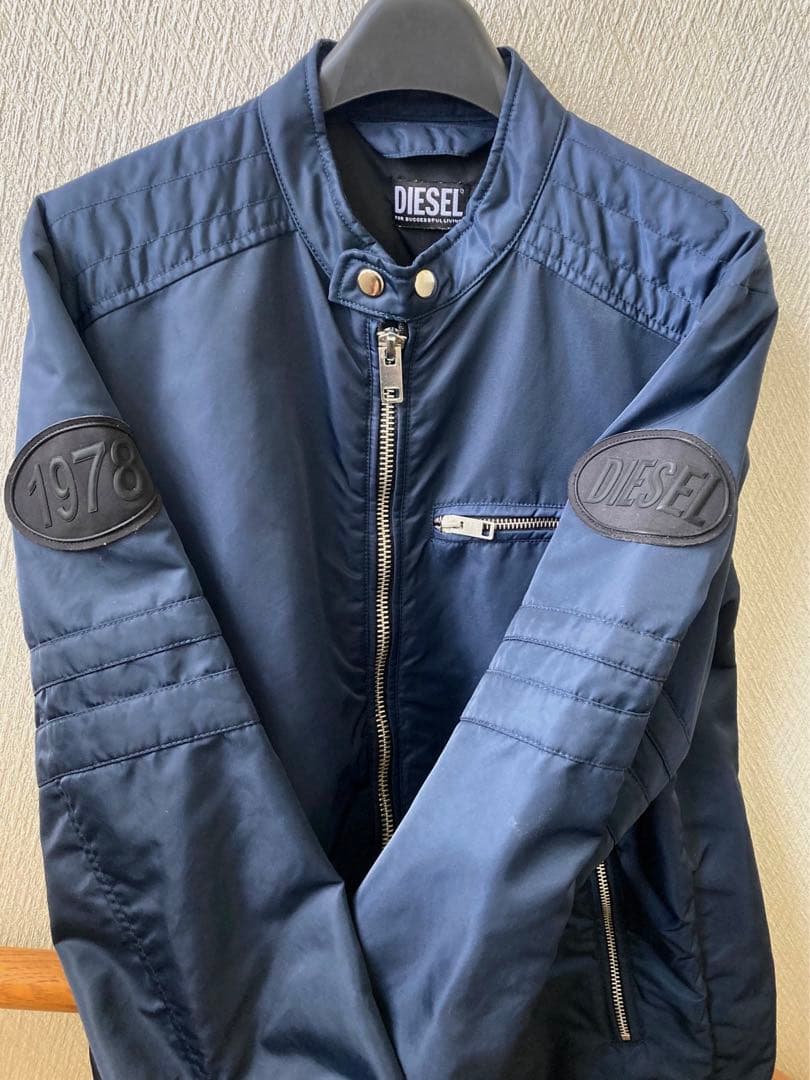 DIESEL ディーゼル　ブルゾン　ジャケット　ロゴ付　試着だけ　新品同用　綺麗