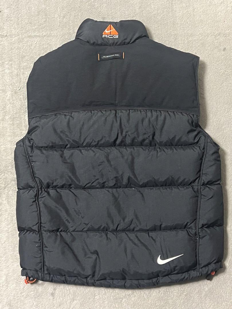 Nike ACG ブラック ダウンベスト
