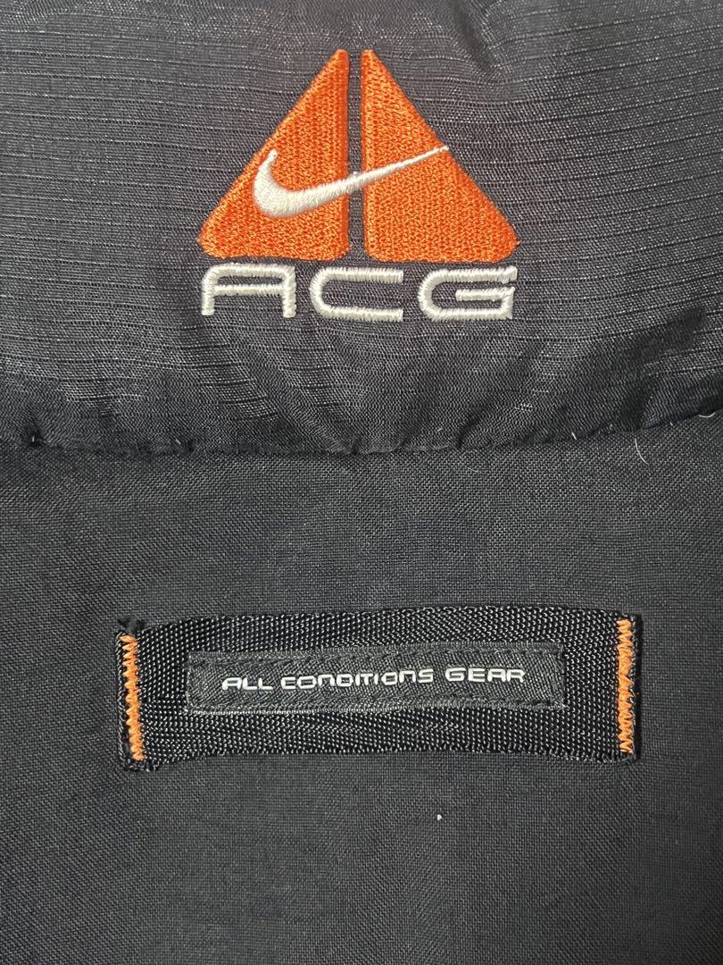 Nike ACG ブラック ダウンベスト