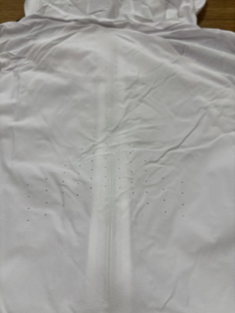 【新品未使用】DESCENTE D-TOUGHMOVENウィンドブレーカー