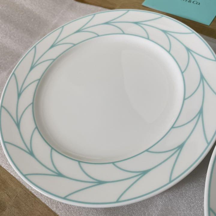 在庫最新品 Tiffany 中皿 ウィートリーフ 2枚セット sG4Mm-m31172502777 ティファニー デザートプレート 限定セールHOT
