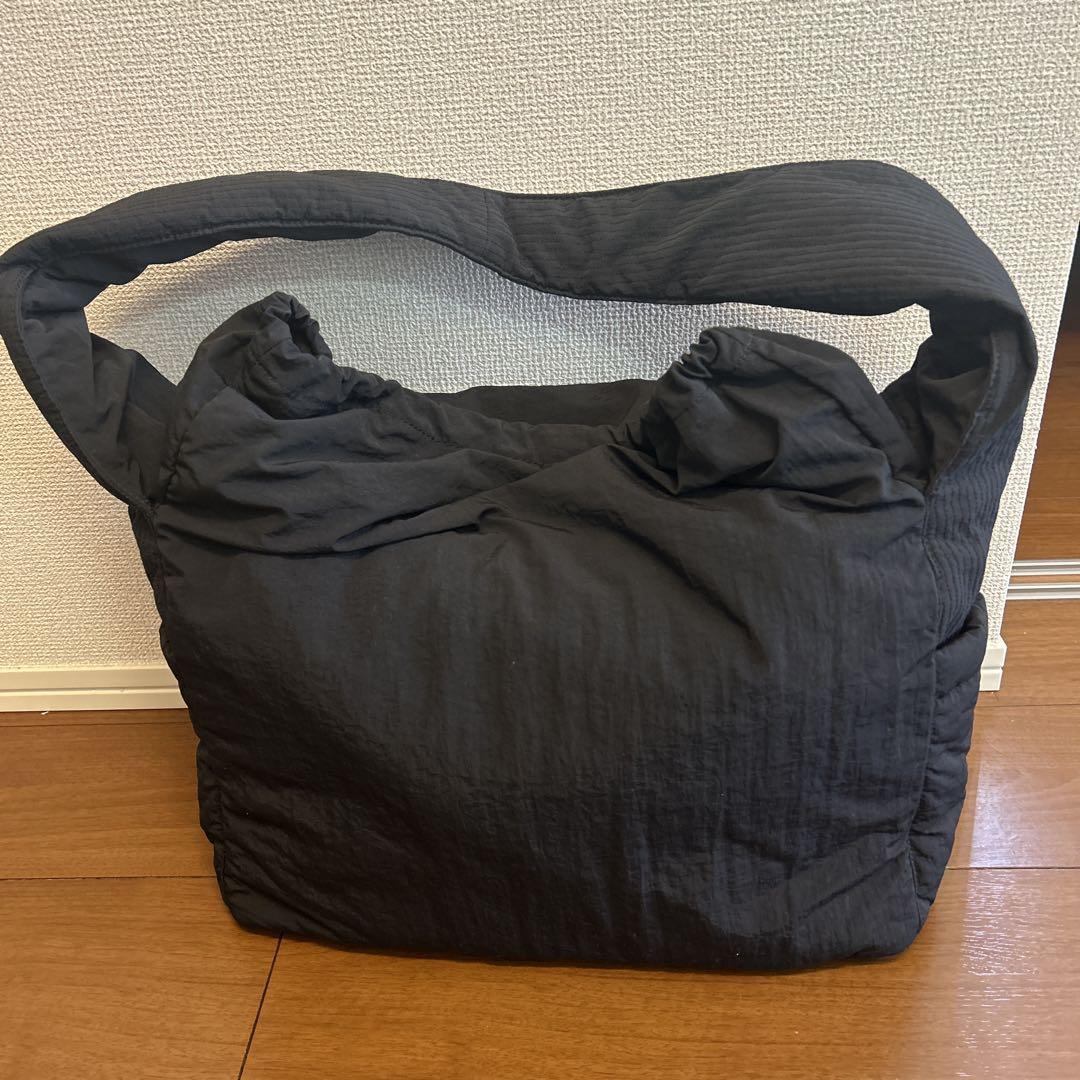 エミ　ショルダーバッグ
