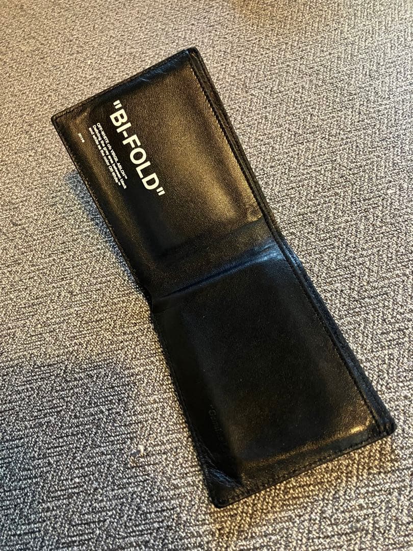 3年保証 即日出荷 off-white 二つ折り財布 ウォレット 本革 オフ