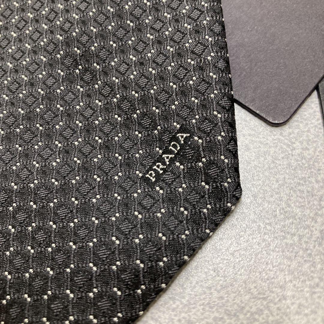 新品 PRADA ネクタイ 現行