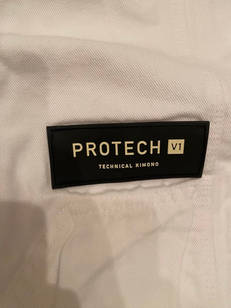 AOJ オリジナルPROTECH 柔術衣 上下セット ホワイト　A2