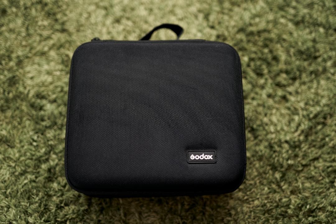 Godox AD300Pro ストロボ ケース付き