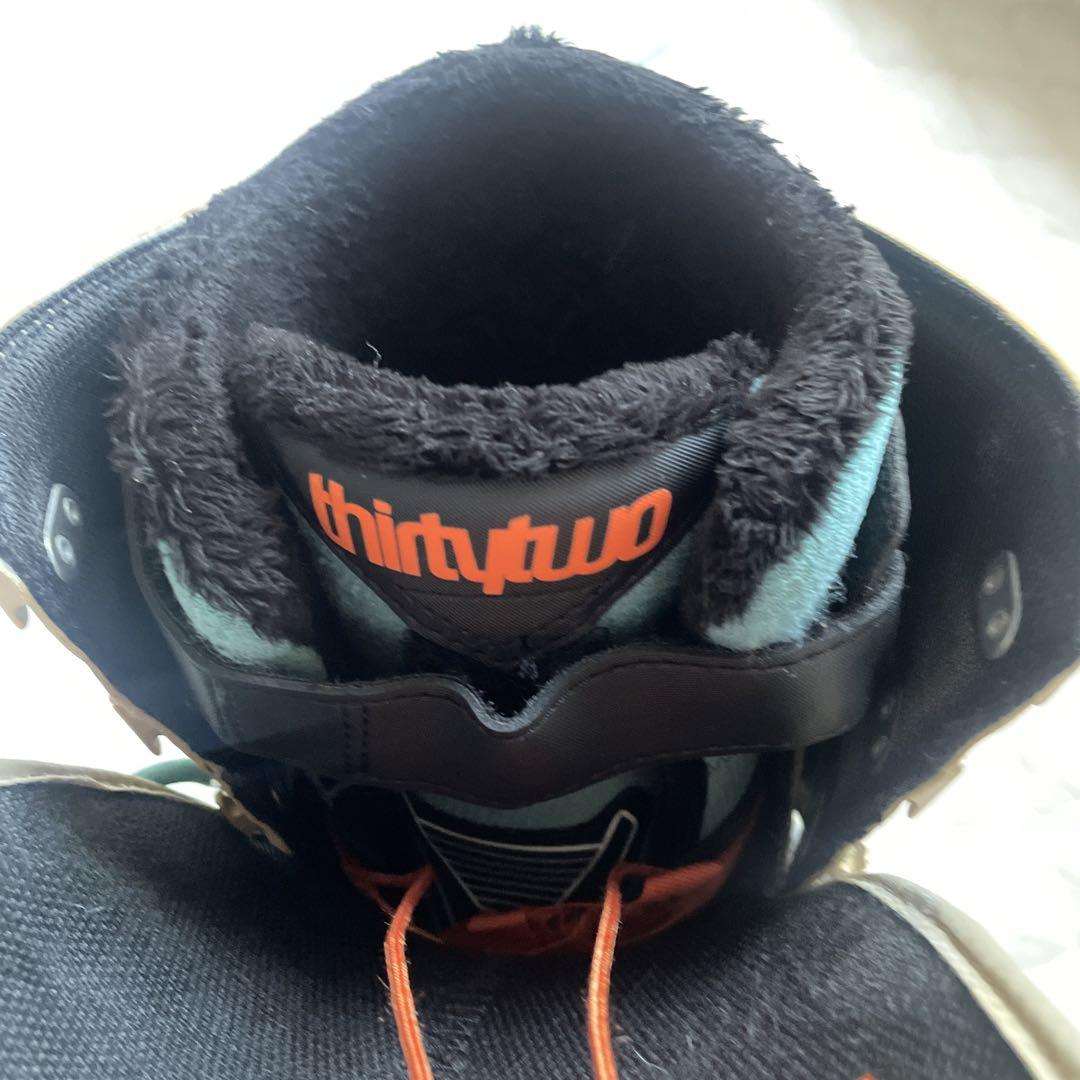 thirtytwo W's Lashed スノーボードブーツ 7.0