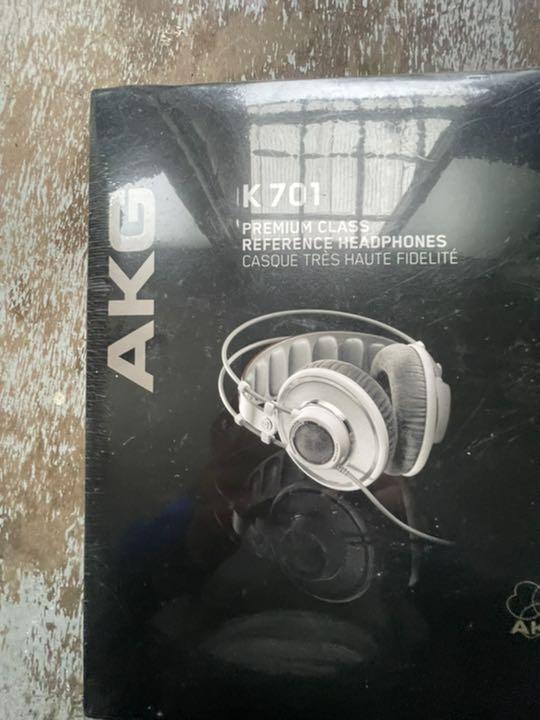 AKG K701 ヘッドフォン オーディオ