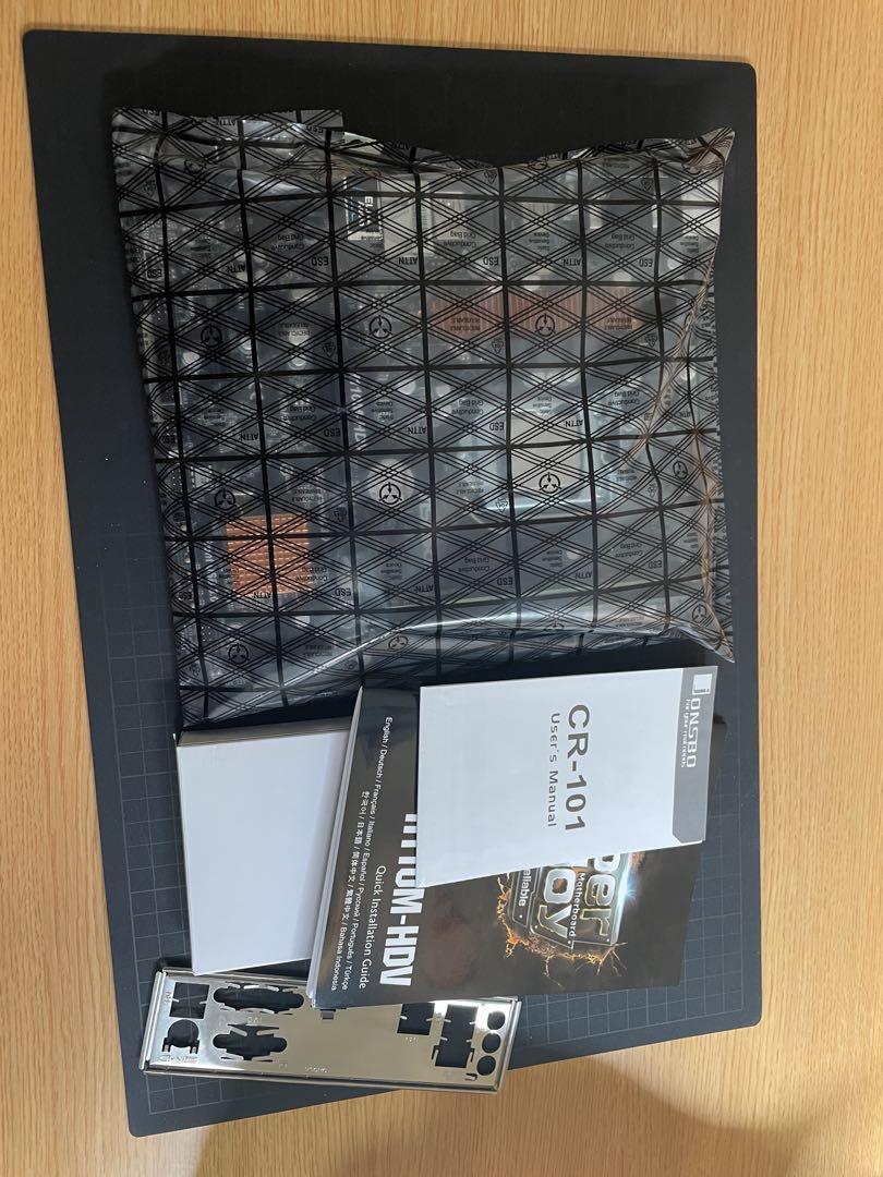 Intel Core i7 7700+ASRock H110M+メモリ16GB等