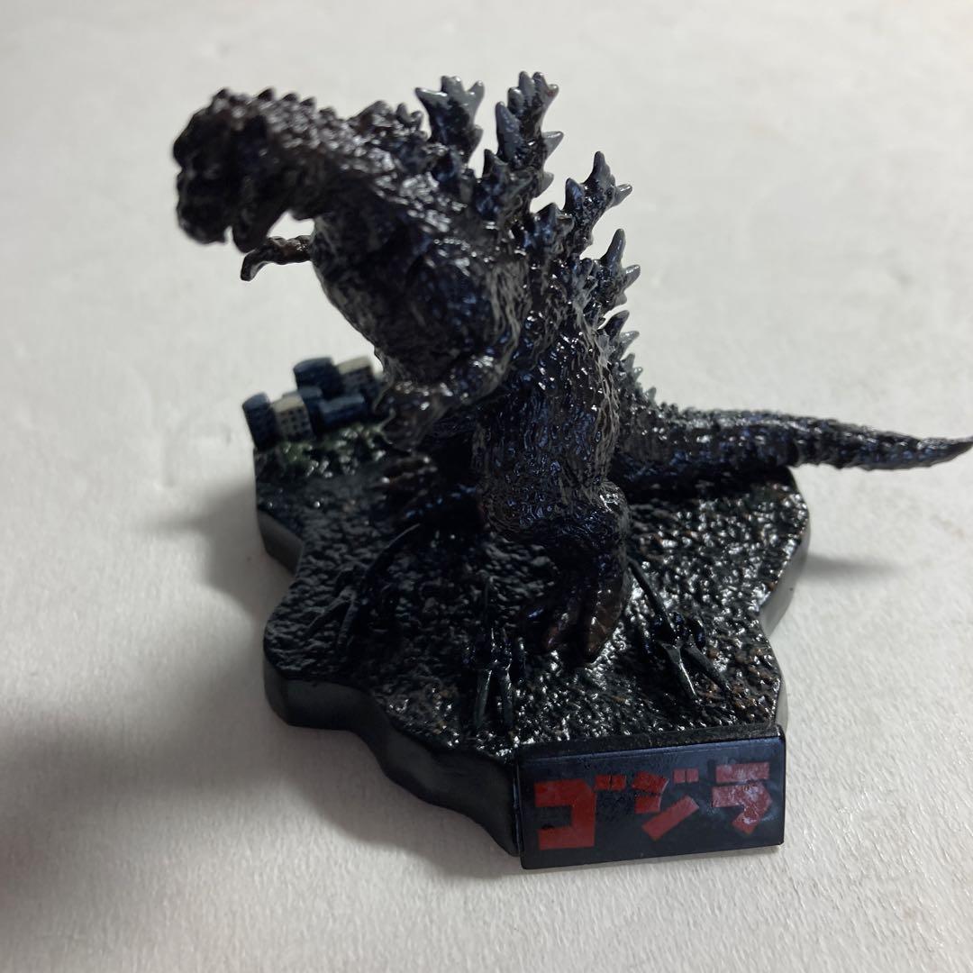 ゴジラ-1.0」劇中シーンをジオラマフィギュアで再現！ セット